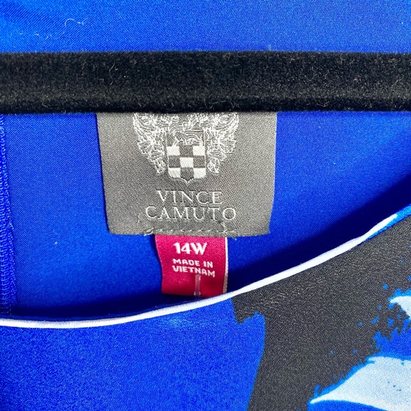 Vince Camuto Floral Print Cold Shoulder Shift Dress - Picture 6 of 9